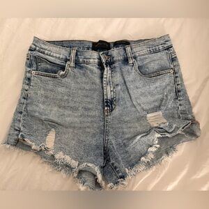 Kendall & Kylie Icon Jean Shorts